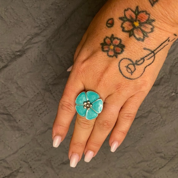 Floral Ring - Picture 3 of 5